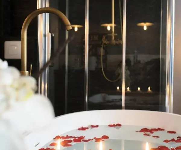 Miss Eiffel Tower París