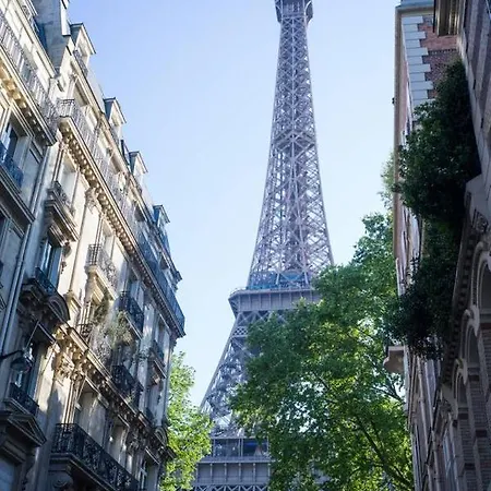 Apartment Miss Eiffel Tower